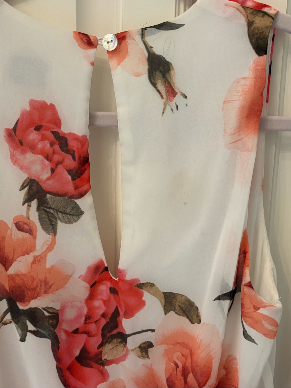 Show Me Your Mumu Riri Romper ~ Size XS ~ white with roses - Picture 9 of 10